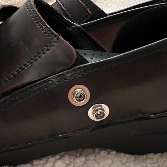 Sanita Cori brown leather clog w strap - Picture 4 of 16